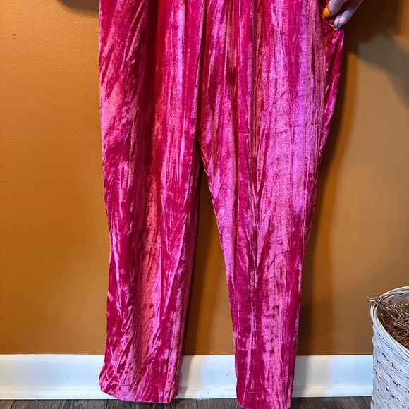 pink velour jumpsuit - Picture 7 of 9